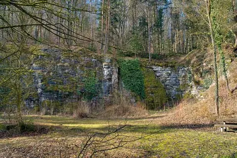 alter Kalk Steinbruch bei Kasendorf, er diente der Schottergewinnung