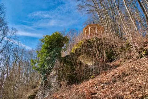 Waldschrat und Sonnentempel