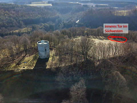 Plateau welches vom inneren Wall geschützt wurde