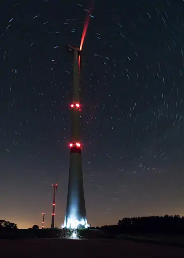 Windrad Bei Nacht
