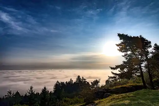 Sonnenaufgang Wolken Im Maintal Goerauer Anger