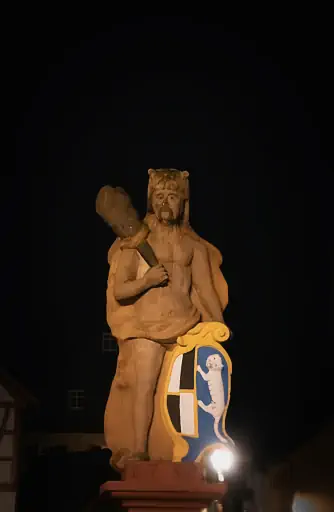 Herkules Kasendorf Nachts