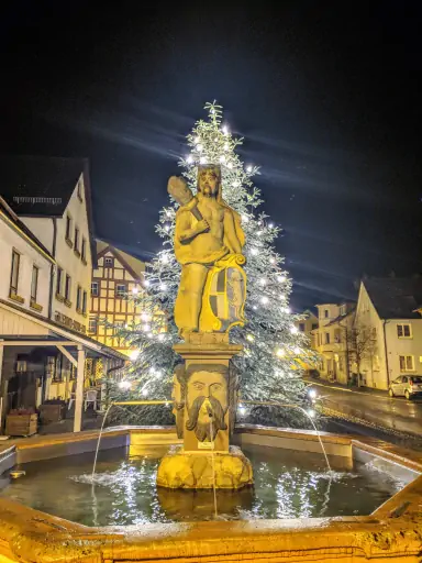 Herkulesbrunnen Kasendorf Weihnachten