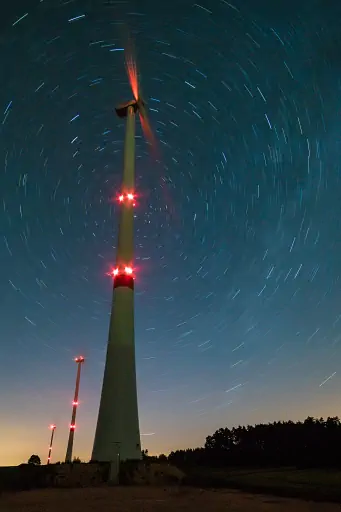 Windpark Bei Kasendorf Nachts