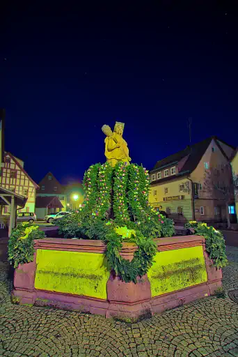 Nachts Osterbrunnen Kasendorf